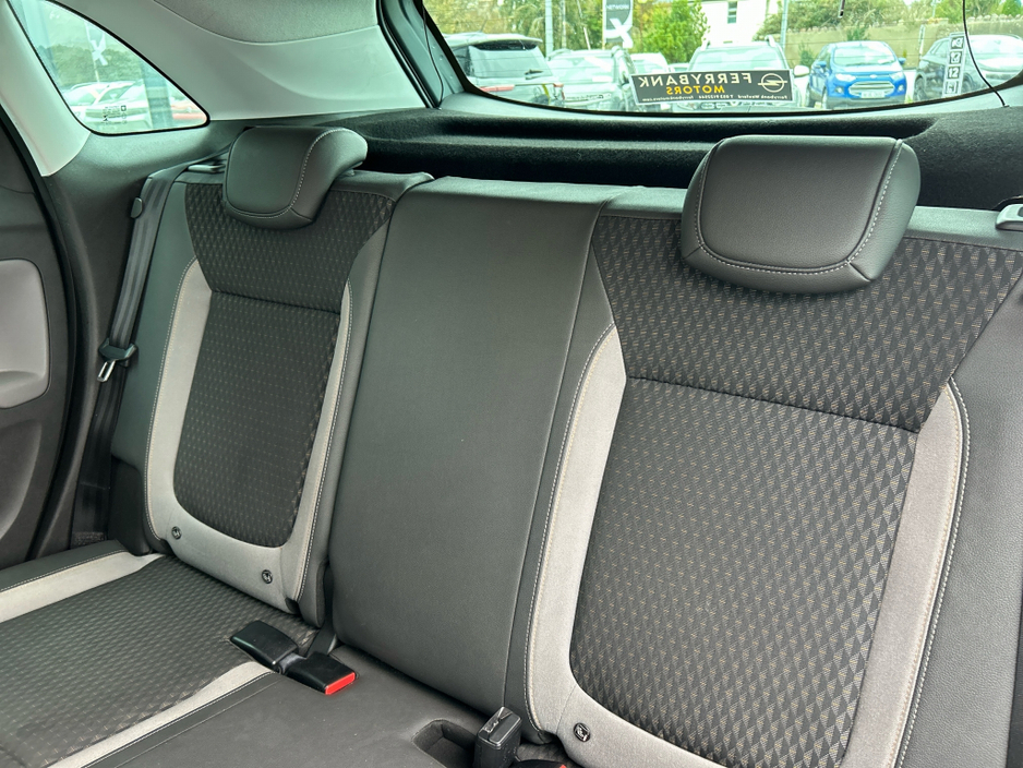 2018 Opel Crossland X - image 11