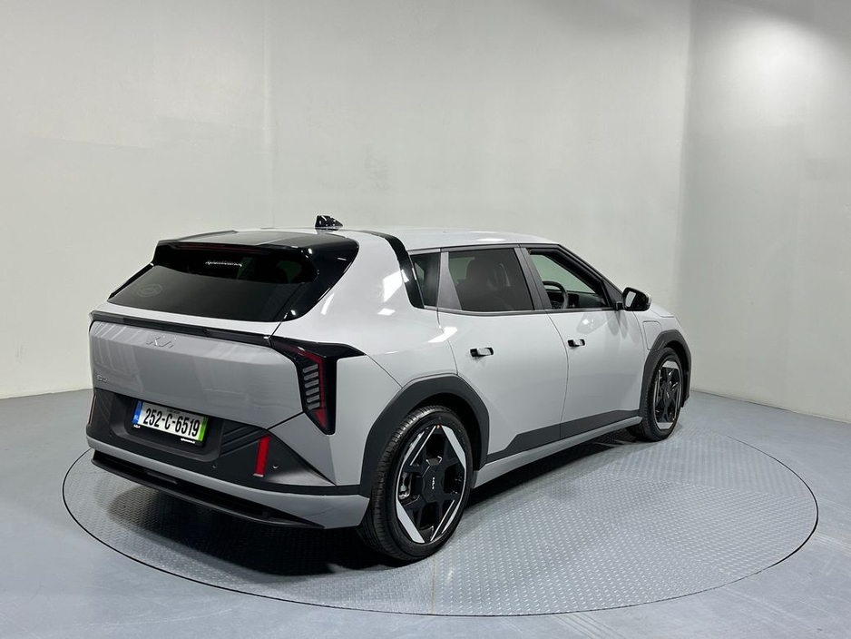 2025 Kia EV4 Earth 3 Hatchback 81.4 Kw/h 630Kms Range €43,400