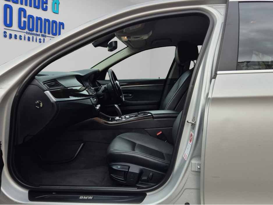 2010 BMW 5 Series - image 19