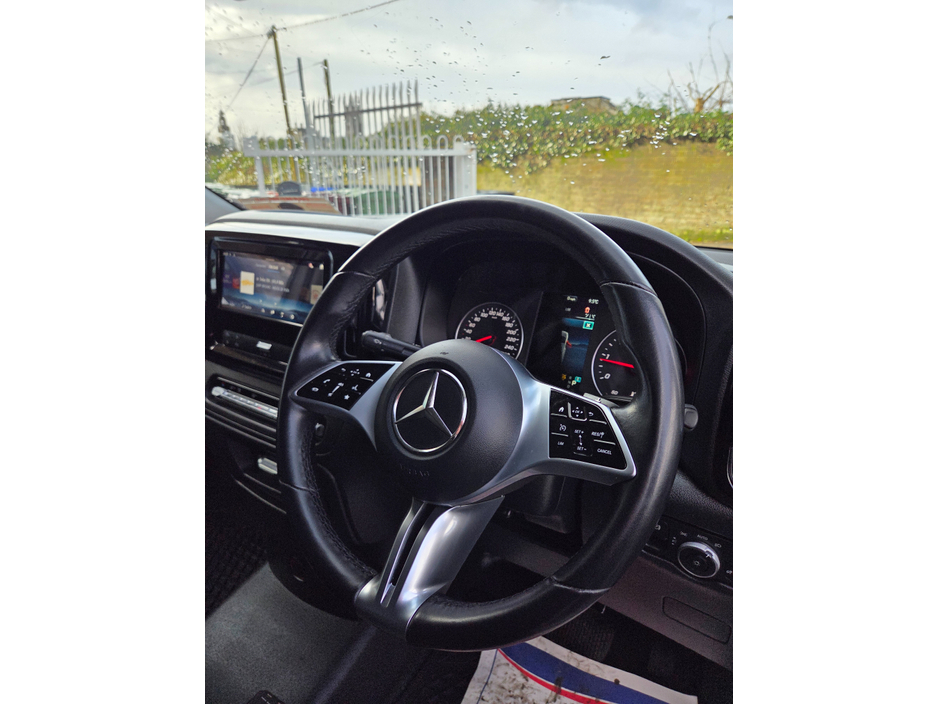 2024 Mercedes-Benz Vito - image 11