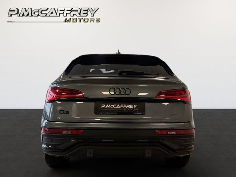 2023 Audi Q5 - image 6