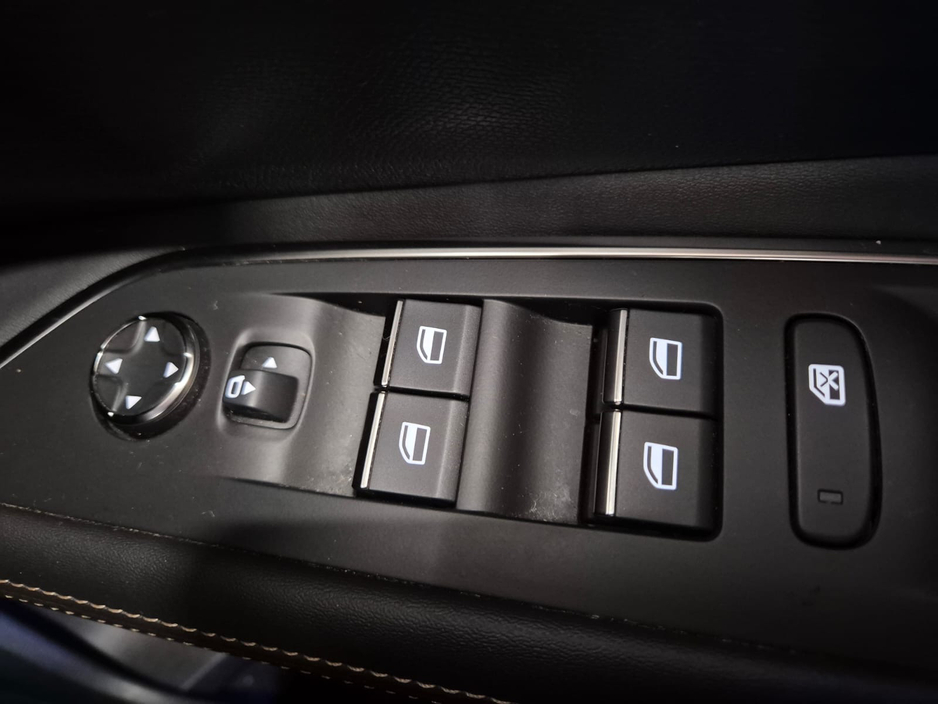 2022 Peugeot 3008 1.6PHEV 4x4, GT PREMIUM 225 BHP, ONLY 47000kms, FULL SERVICE HISTORY, SPOTLESS, GREAT VALUE €27,999