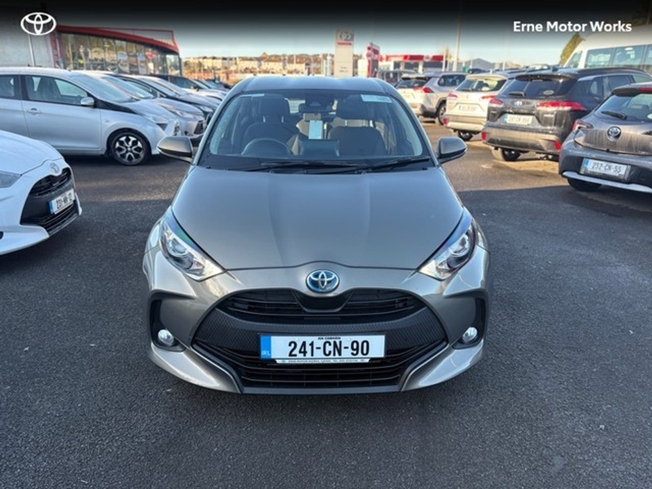 2024 Toyota Yaris YARIS 1.5 HYBRID LUNA €25,450