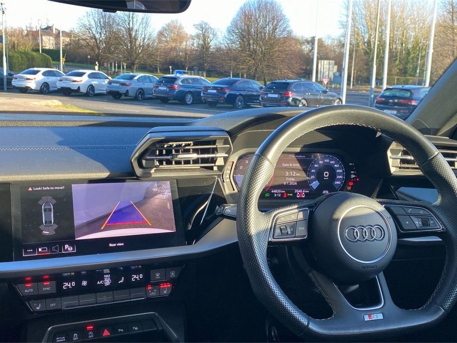 2024 Audi A3 30 TFSI 110HP S Line Black Edition Styling €38,495