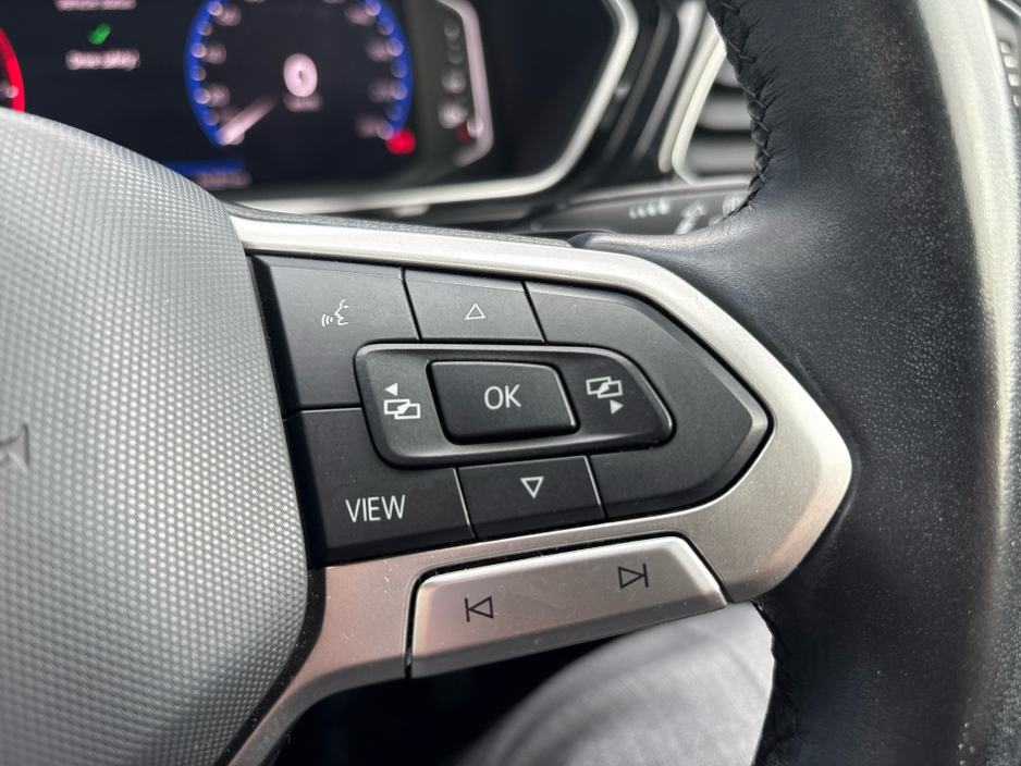 2020 Volkswagen T-Cross - image 20