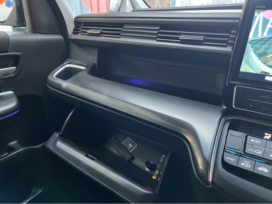 2021 Honda Stepwagon €31950 2021 HONDA STEPWAGON EHEV G SPADA SENSING 2.0 AUTOMATIC / CRUISE CONTROL / REVERSE CAMERA / AUTOMATIC DOORS / 7 SEATS €31,950