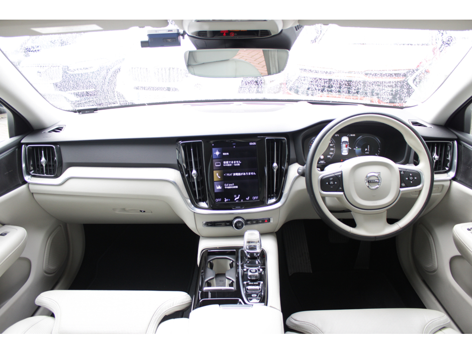 2020 Volvo S60 - image 22