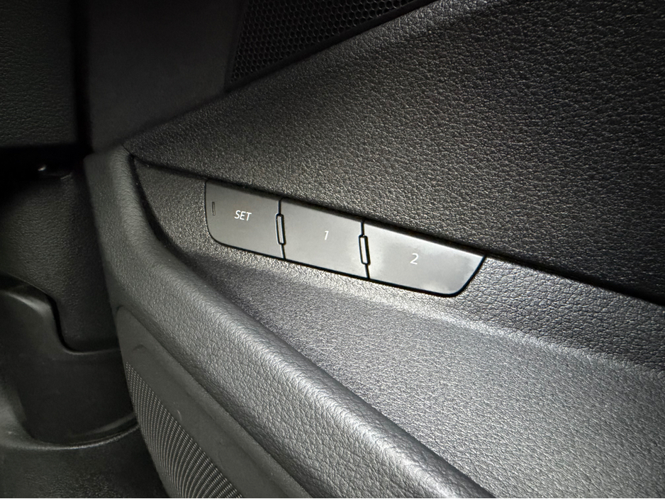 2022 Audi e-tron 55 S LINE QUATTRO COUPE//SUPERB SPEC//VERY LOW MILEAGE//IMMACULATE CONDITION//AUDI HISTORY//SIMI AND AA DEALER €34,450