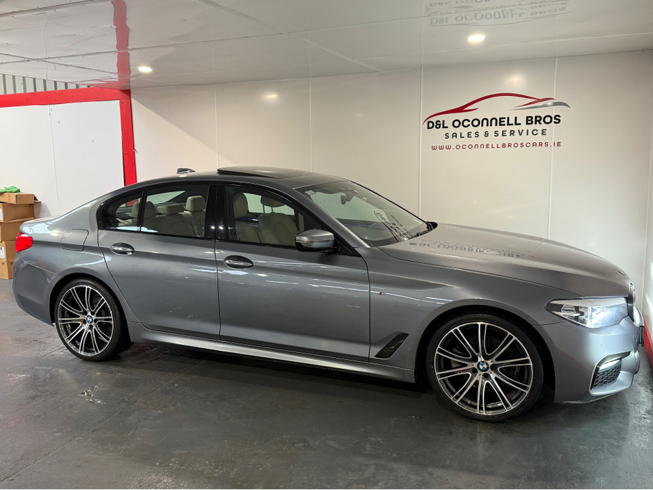 2018 BMW 5 Series - image 22