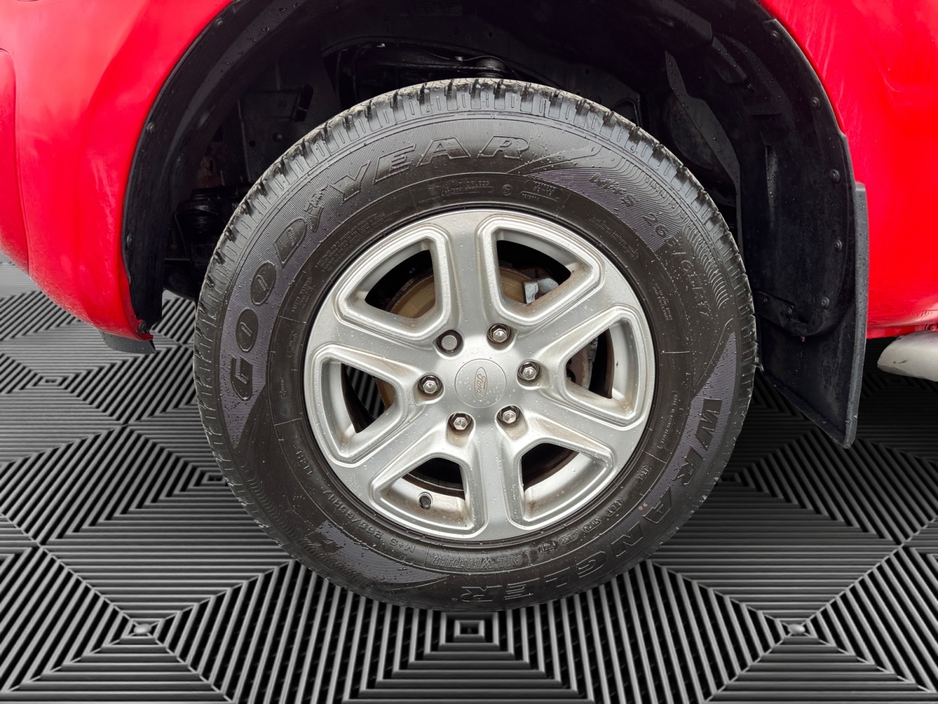 2012 Ford Ranger - image 10