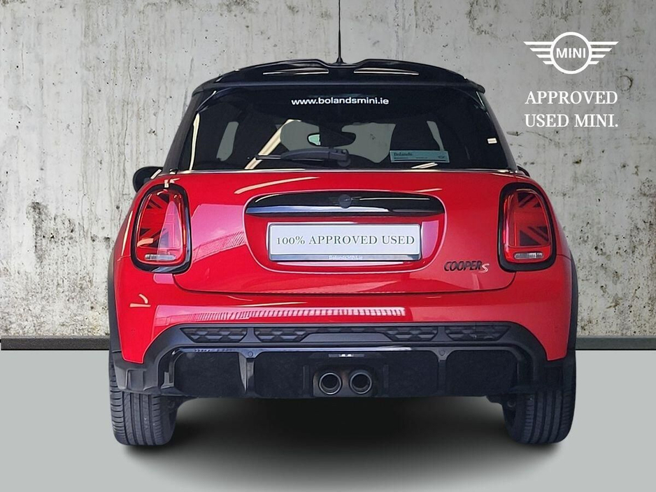 2023 MINI Hatch - image 15