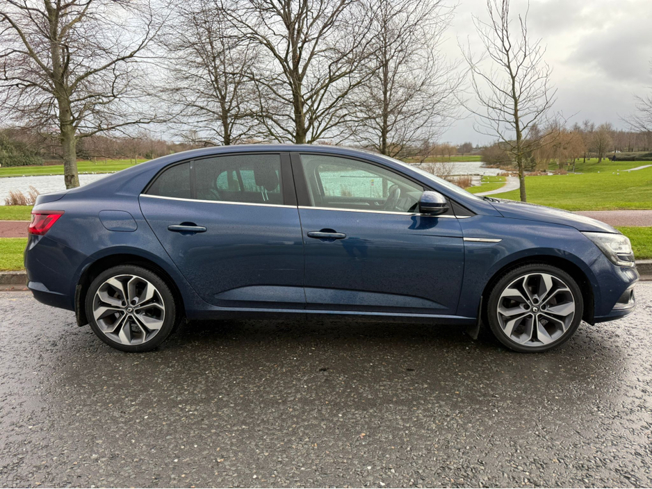 2020 Renault Megane ONE OWNER LOW MILEAGE SIGNATURE MODEL €14,950