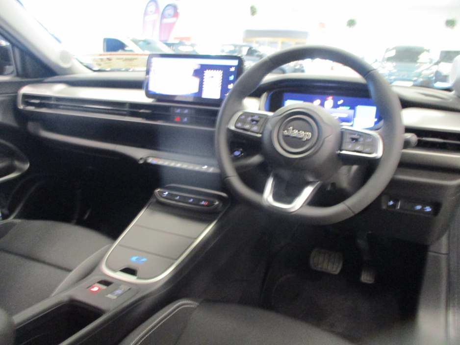 2025 Jeep Avenger AVENGER BEV 54KWH ALTITUDE 156HP €33,245