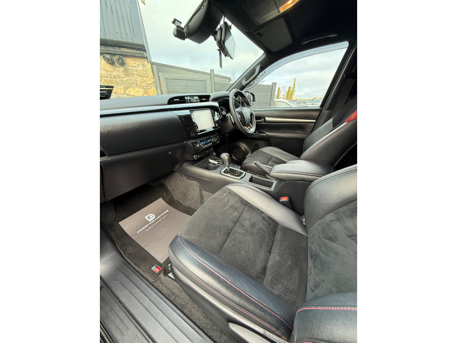 2023 Toyota Hilux  €44,995