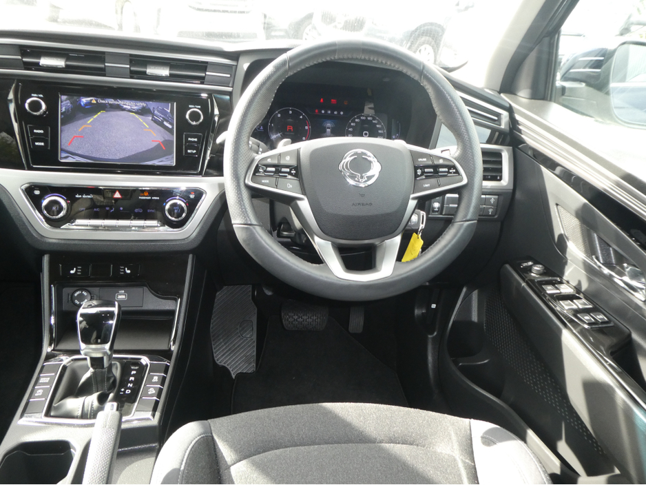 2023 Ssangyong Korando - image 17