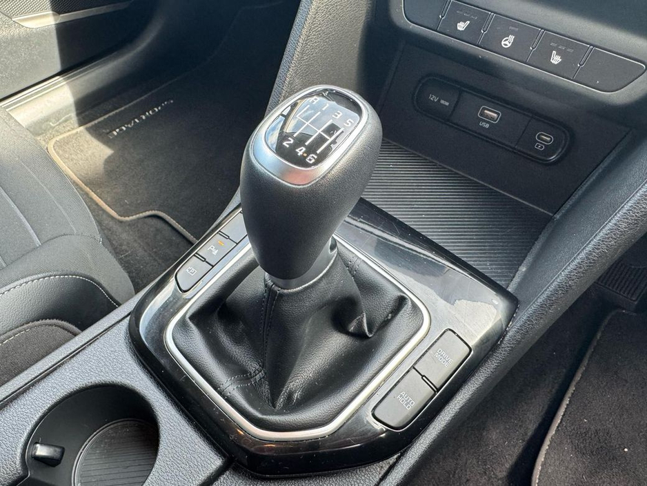 2024 Kia Sportage - image 15