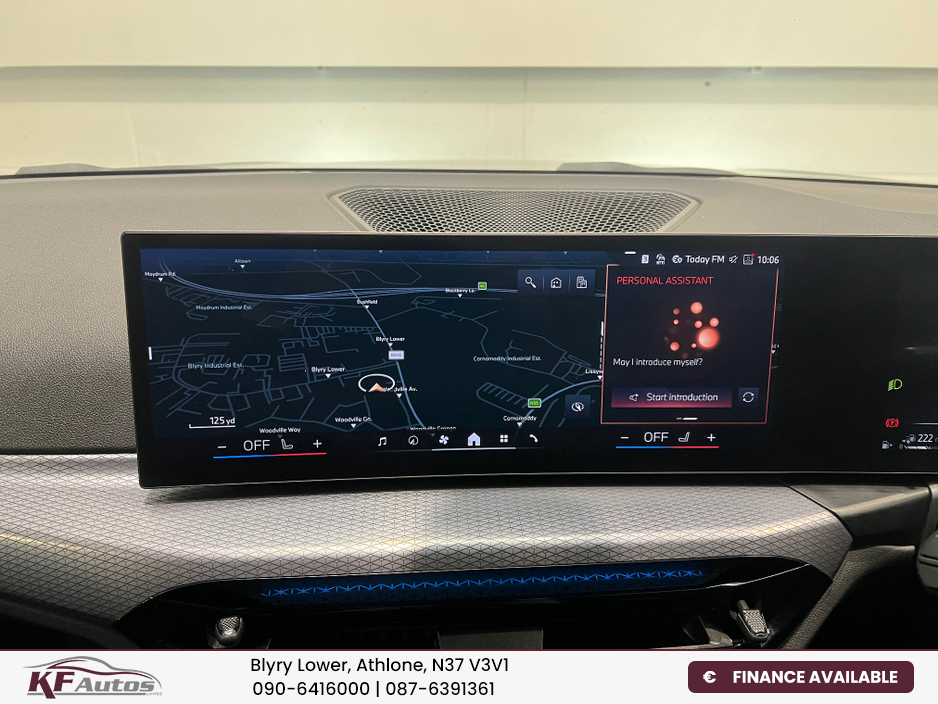 2025 BMW 3 Series - image 28