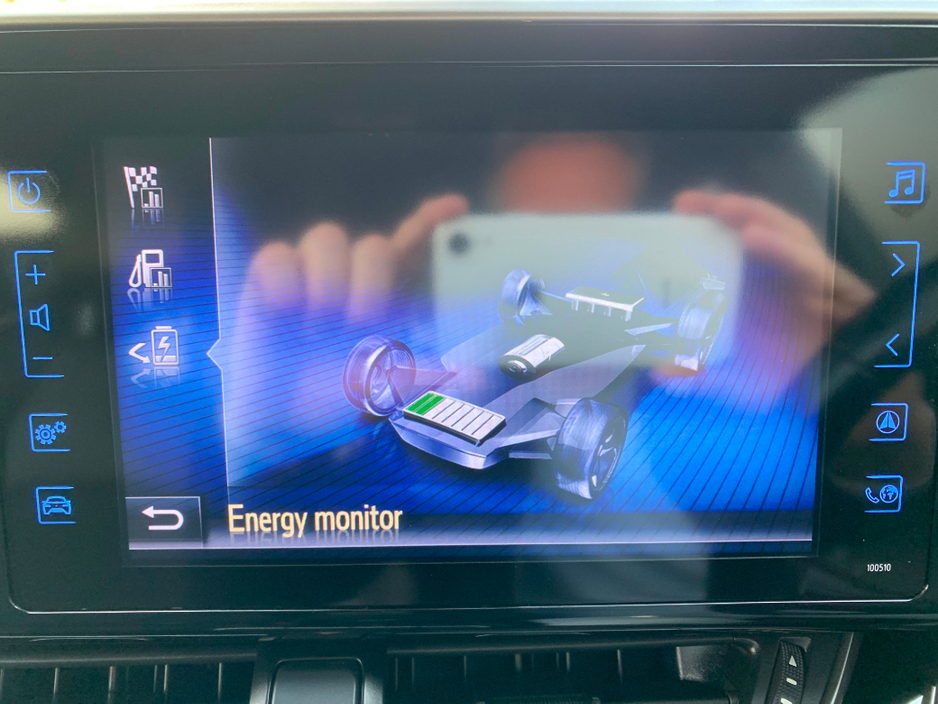 2018 Toyota C-HR - image 28