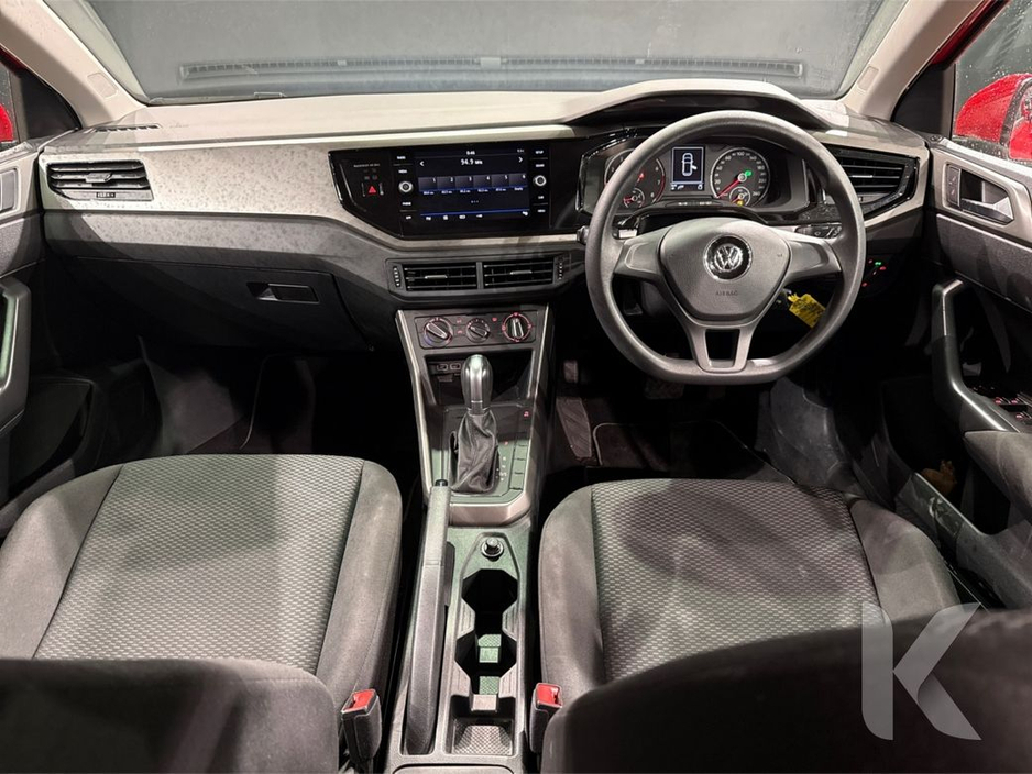 2018 Volkswagen Polo - image 12