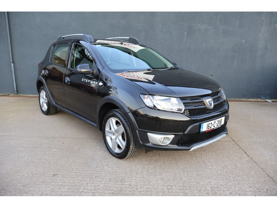 2016 Dacia Sandero - image 3