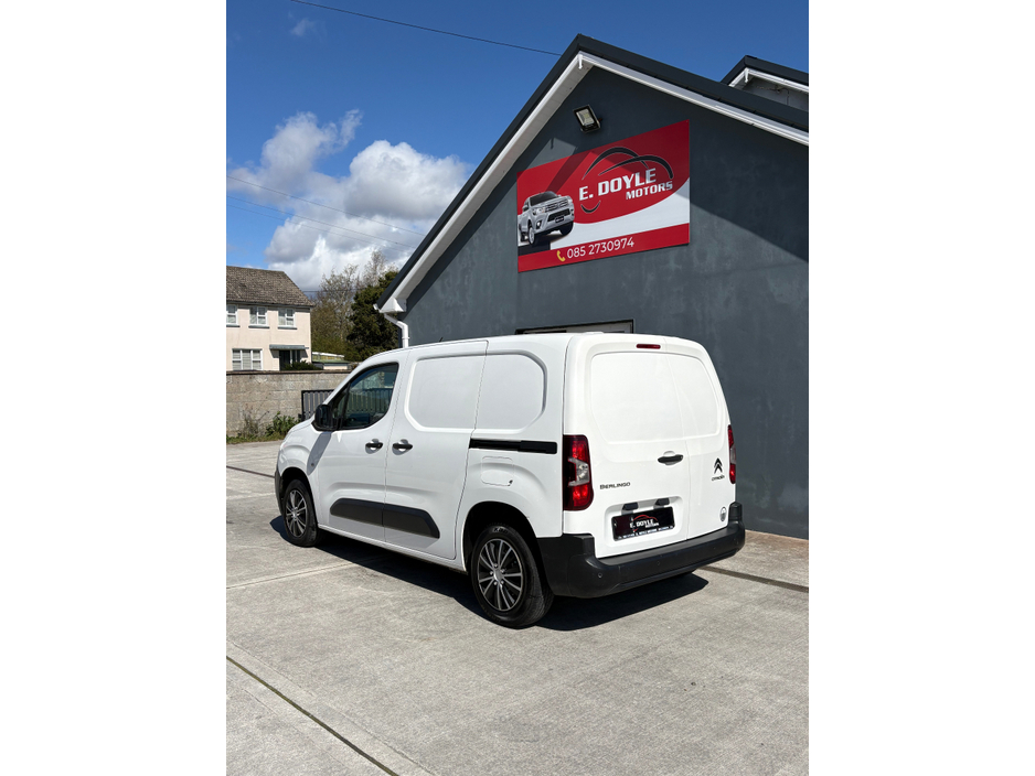 2019 Citroen Berlingo - image 3