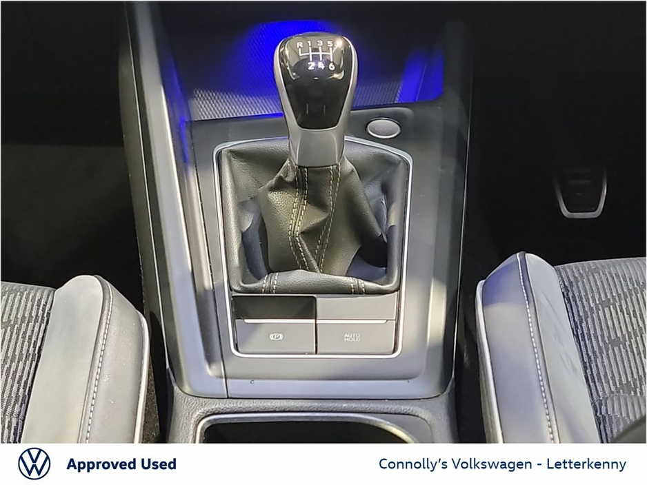 2021 Volkswagen Golf 1.5 TSI 130HP R-Line €25,750