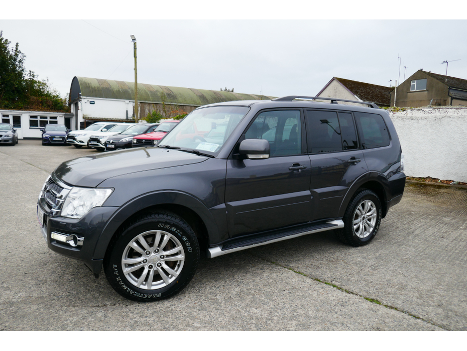 2015 Mitsubishi Pajero LWB N1 5-ST AT N 4DR A AUTO €22,000