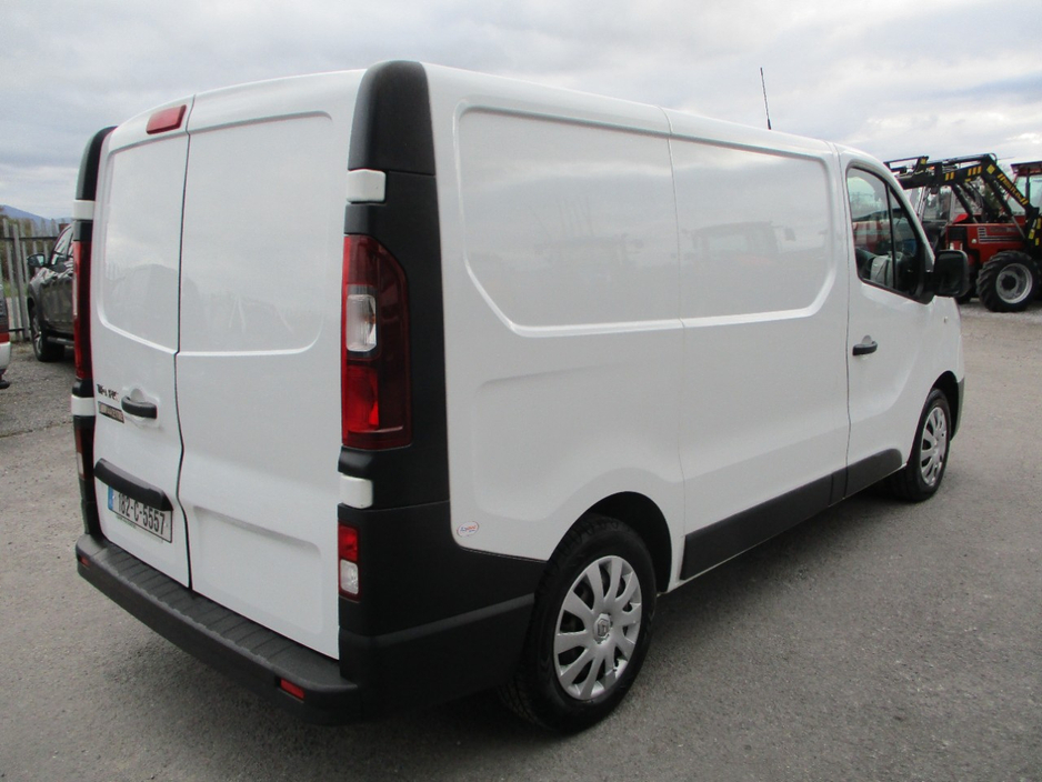 2018 Renault Trafic - image 7