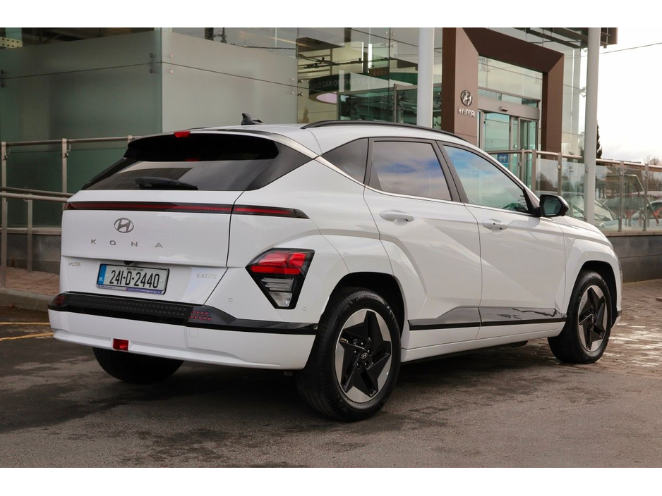 2024 Hyundai Kona - image 4