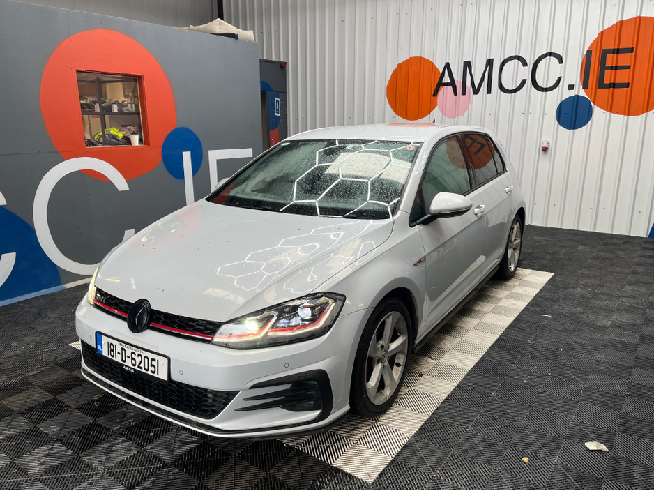 2018 Volkswagen Golf - image 5