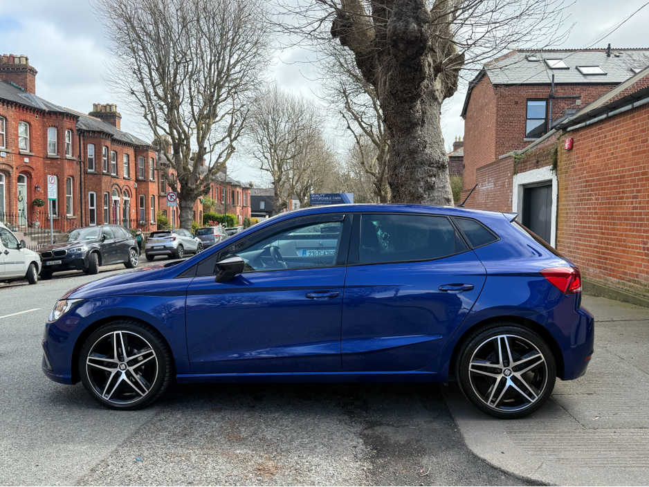 2020 SEAT Ibiza - image 8