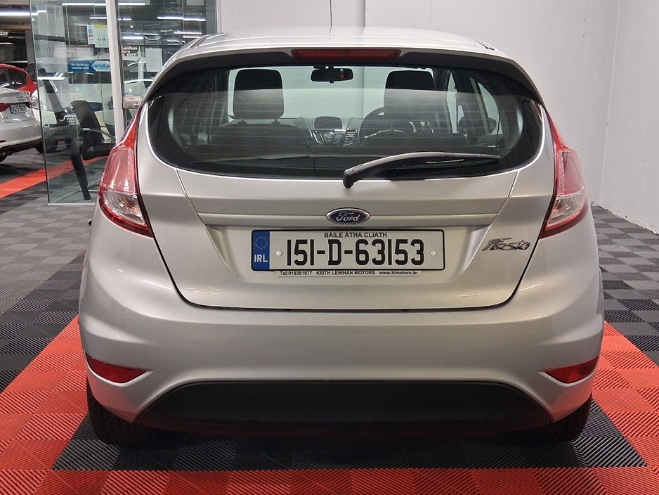 2015 Ford Fiesta - image 5