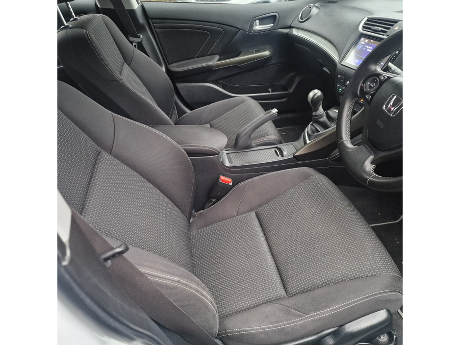 2016 Honda Civic 1.6 I-DTEC Sport €9,450