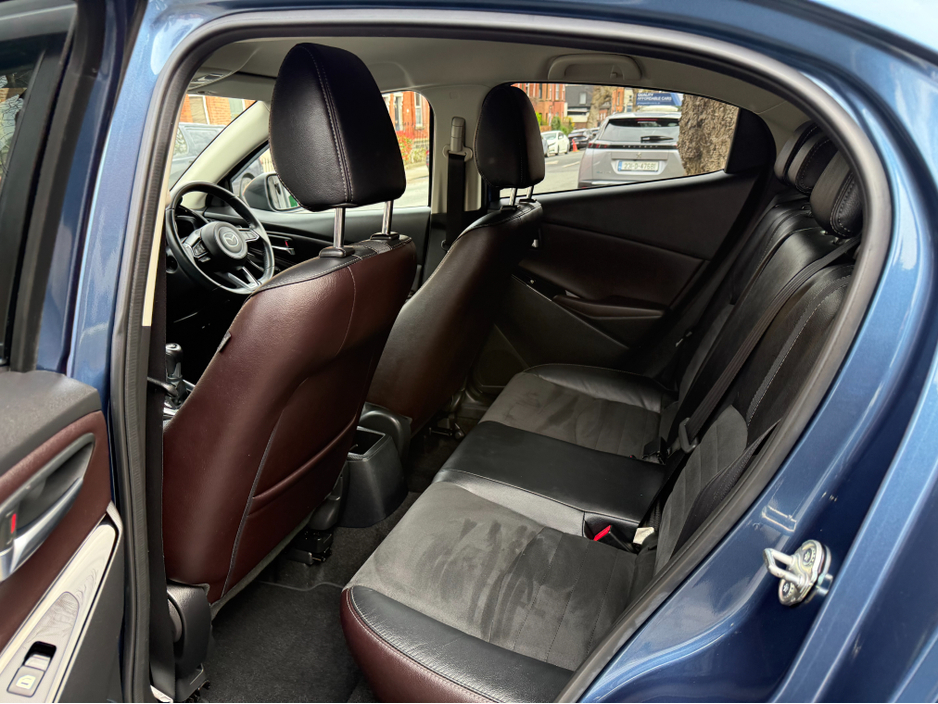 2018 Mazda Mazda2 - image 9