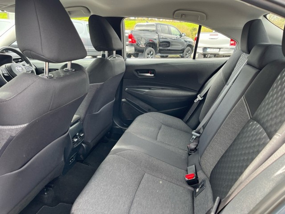2023 Toyota Corolla - image 7