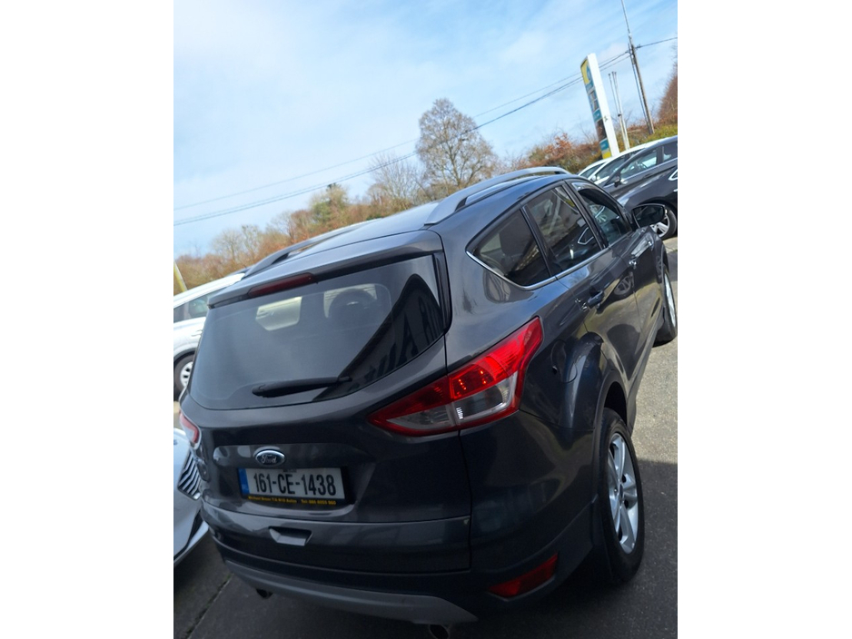 2016 Ford Kuga - image 5