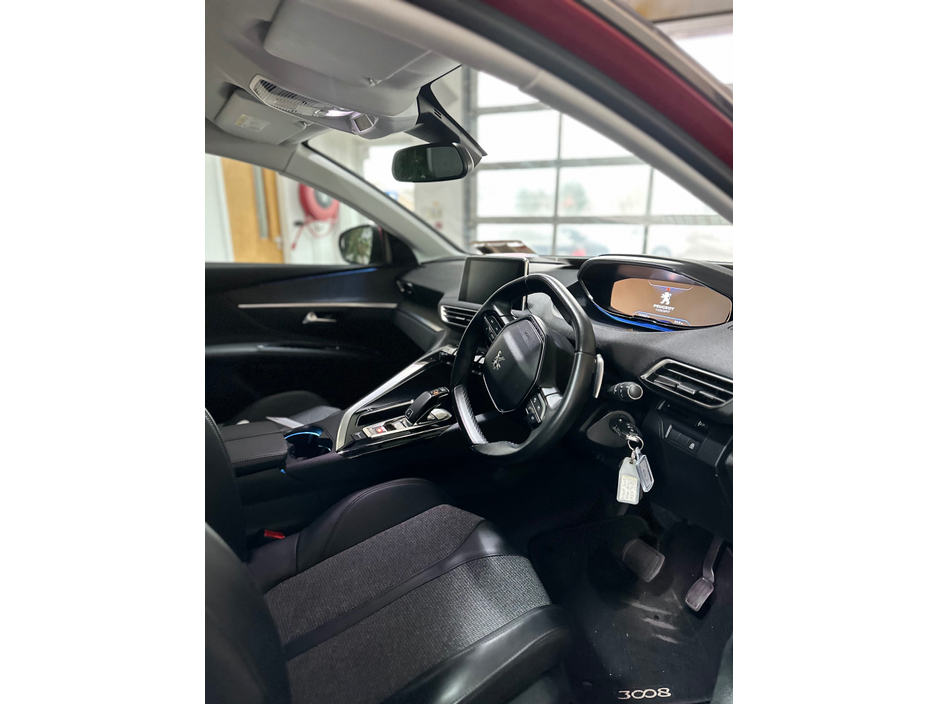 2019 Peugeot 3008 - image 17