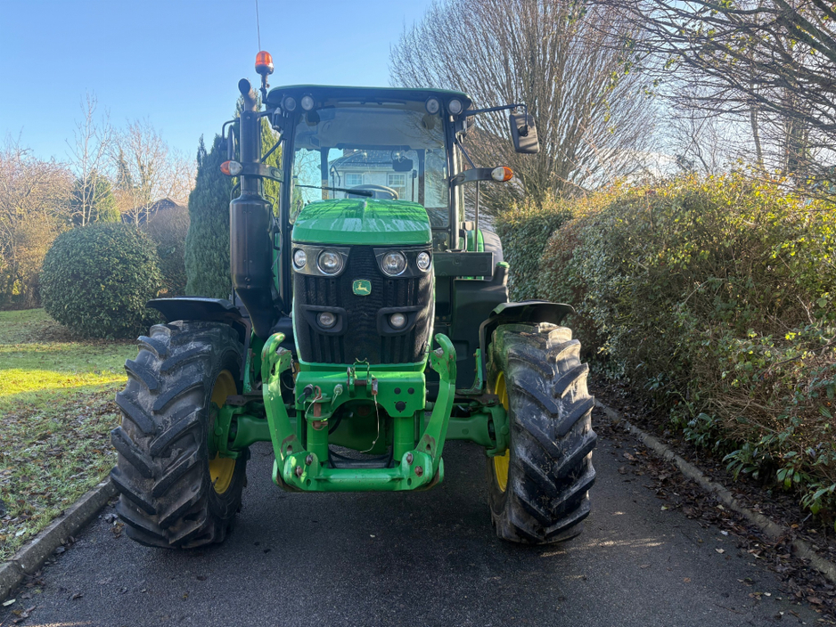 2017 John Deere XUV John Deere 6105RC €46,000