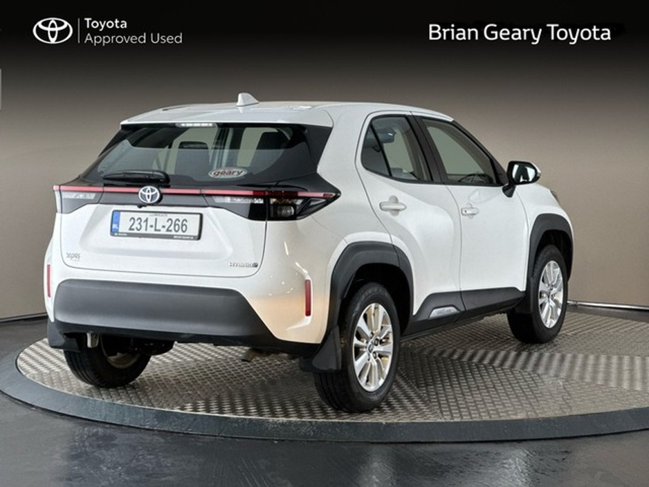 2023 Toyota Yaris Cross HYBRID LUNA €27,950