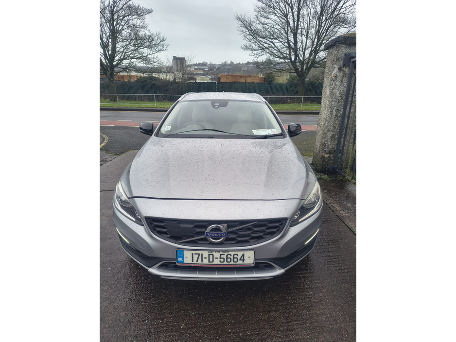 2017 Volvo V60 D3 SE LUXURY G'TRONIC 5DR AUTO CROSS COUNTRY €17,950