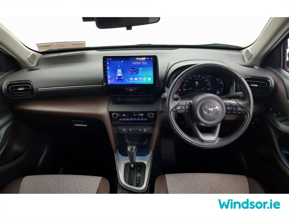 2020 Toyota Yaris Cross - image 13