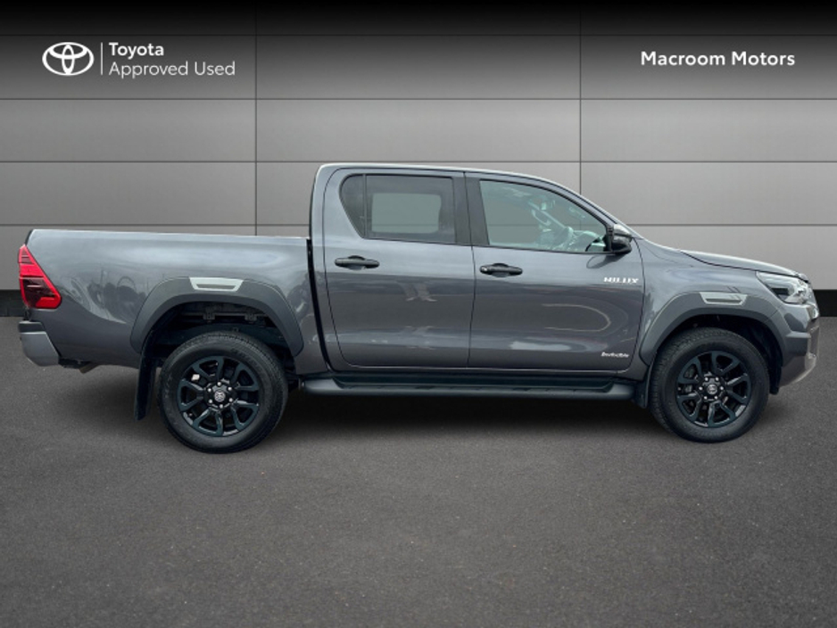 2025 Toyota Hilux FRESH SELECTION OF TRADE-INS HILUX 2.8 INVINCIBLE €61,000