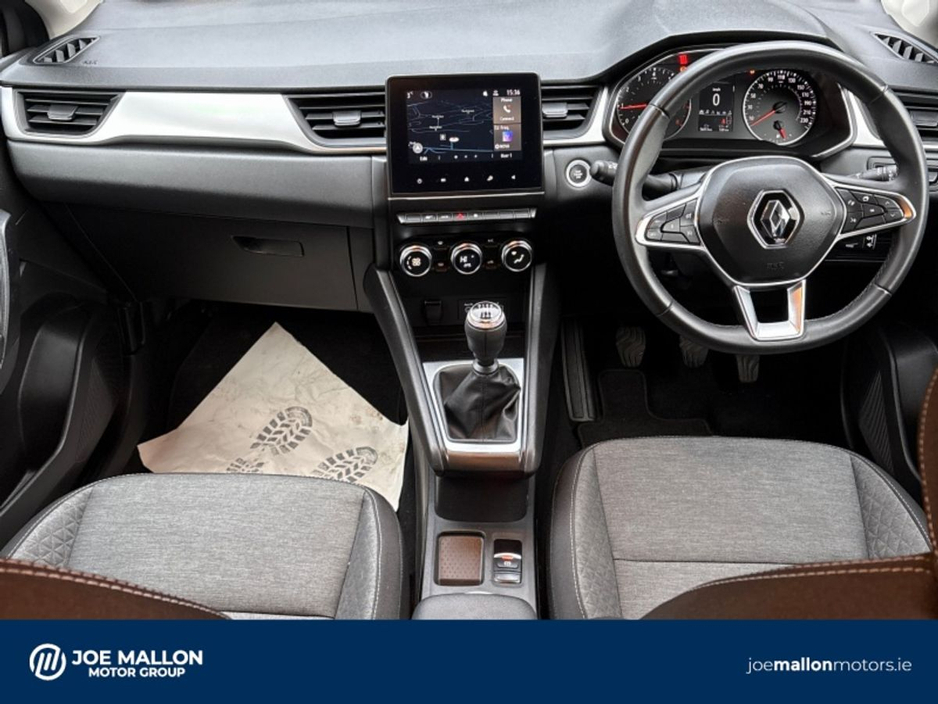 2022 Renault Captur - image 4