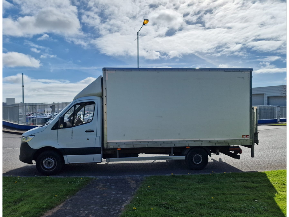 2020 Mercedes-Benz Sprinter - image 16