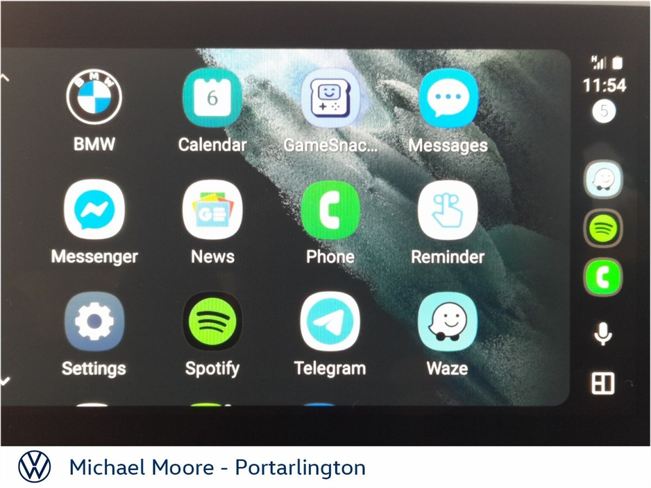 2024 BMW 5 Series - image 24