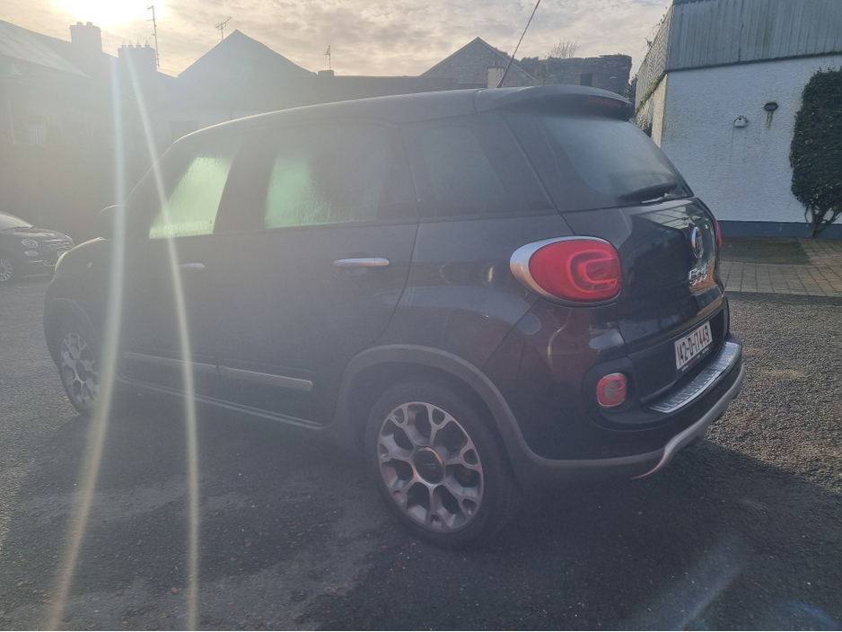 2014 Fiat 500 - image 2