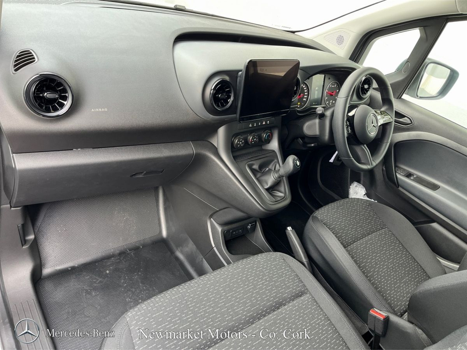 2026 Mercedes-Benz Citan - image 26