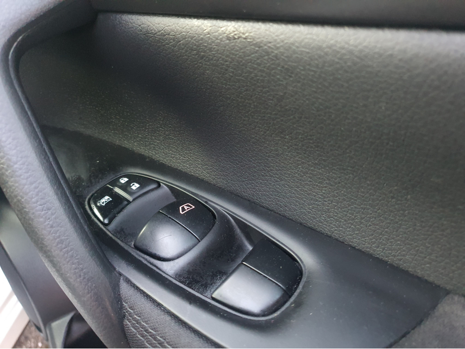 2017 Nissan Qashqai 1.2 PET XE E6 4DR (NCT 07/27) €12,950