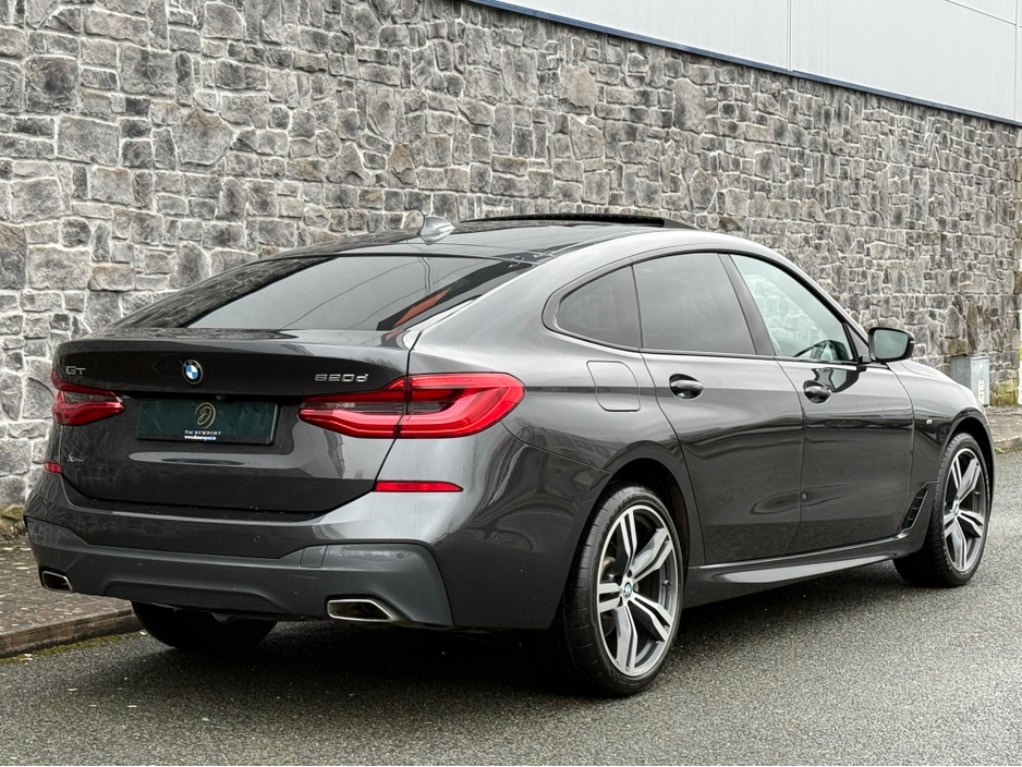 2019 BMW 6 Series - image 9