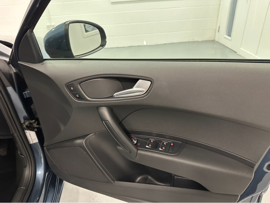 2018 Audi A1 (181) A1 SPORTBACK 1.0TFSI S TRONIC LOW KMS VW/AUDI SPECIALISTS WWW.DENISDARCYCARS.IE €16,950